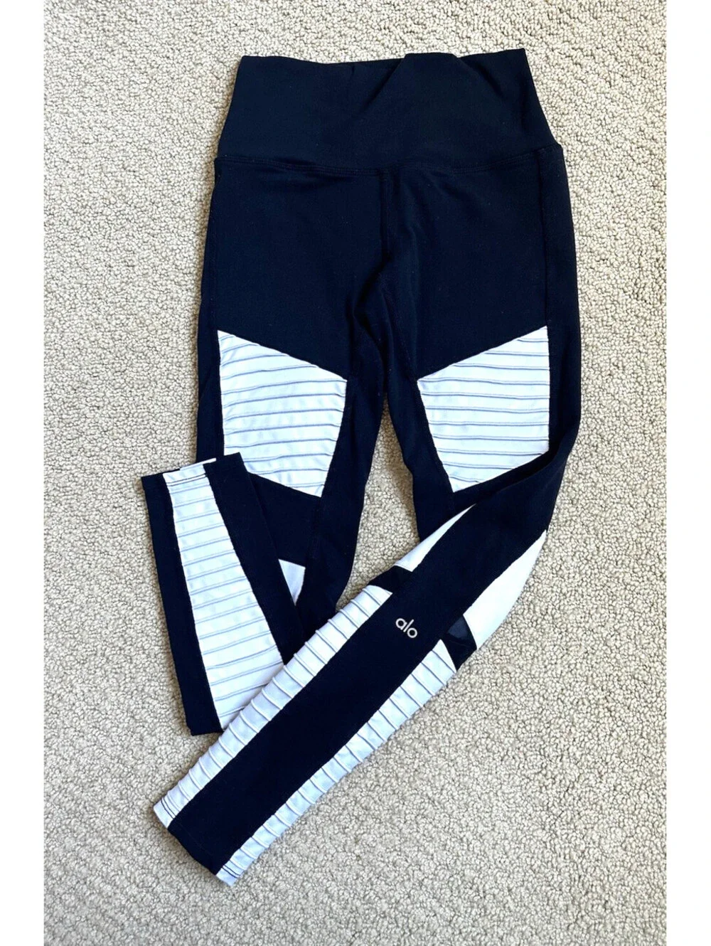 ALO Women's Yoga High Waist Moto Black with White  Legging Women's Small
